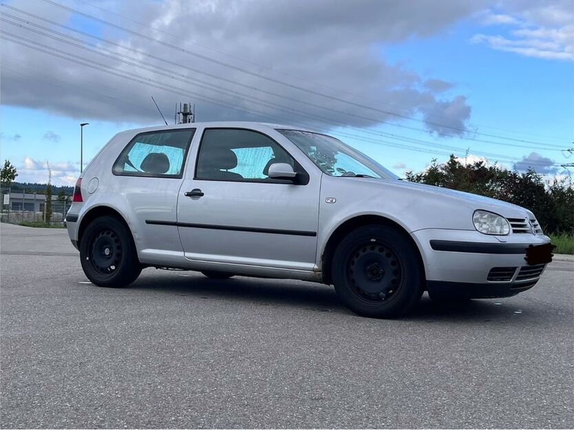 VW Golf 185.000 km 1.900 € Pforzheim 75177