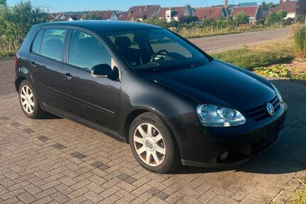 VW Golf 165.000 km 3.390 &euro; Kraichtal 76703