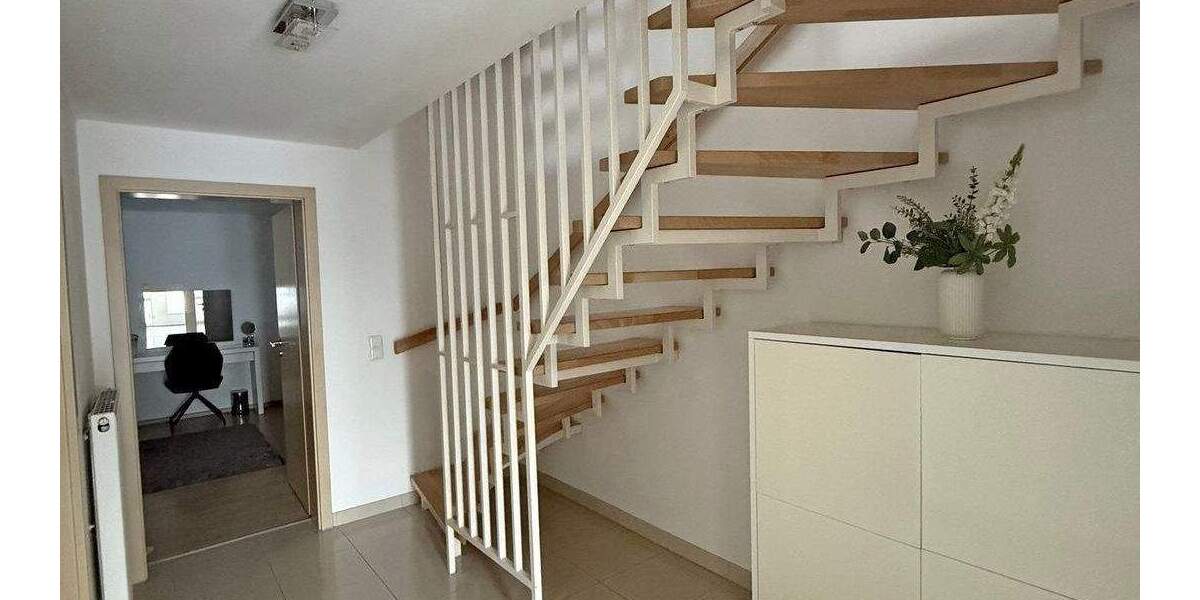 Doppelhaushälfte Neuenbürg - 5 Zimmer, 140 m&sup2;, 559.000&euro; | Angebot:25896706