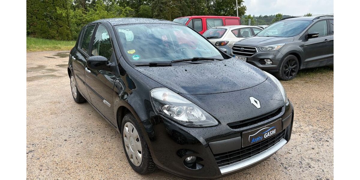 Renault Clio 150.000 km 3.790 &euro; Renningen 71272