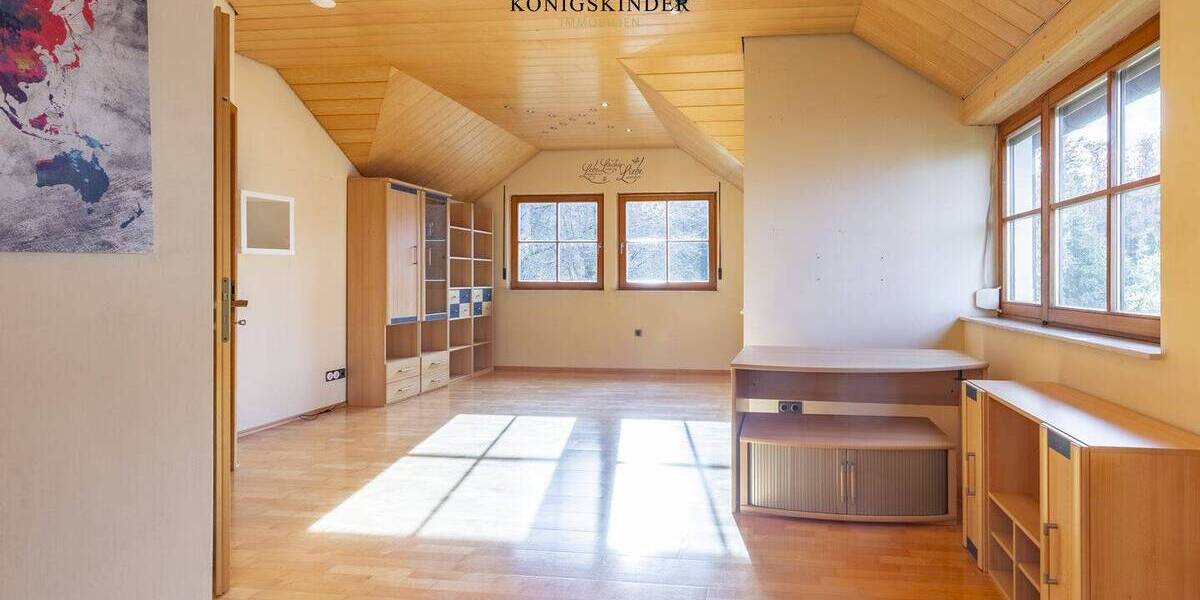 Einfamilienhaus Althengstett / Neuhengstett Neuhengstett - 6 Zimmer, 210 m&sup2;, 849.000&euro; | Angebot:25677276