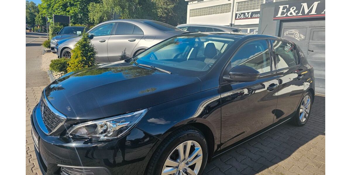 Peugeot 308 52.417 km 13.680 &euro; Magstadt 71106