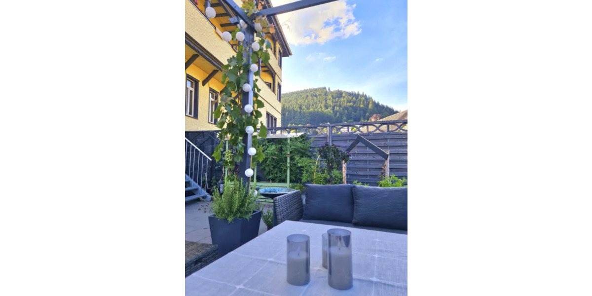 PROVISIONSFREI: Traumhafte 5-Zimmer Wohnung mit Garage & Carport 5 zimmer