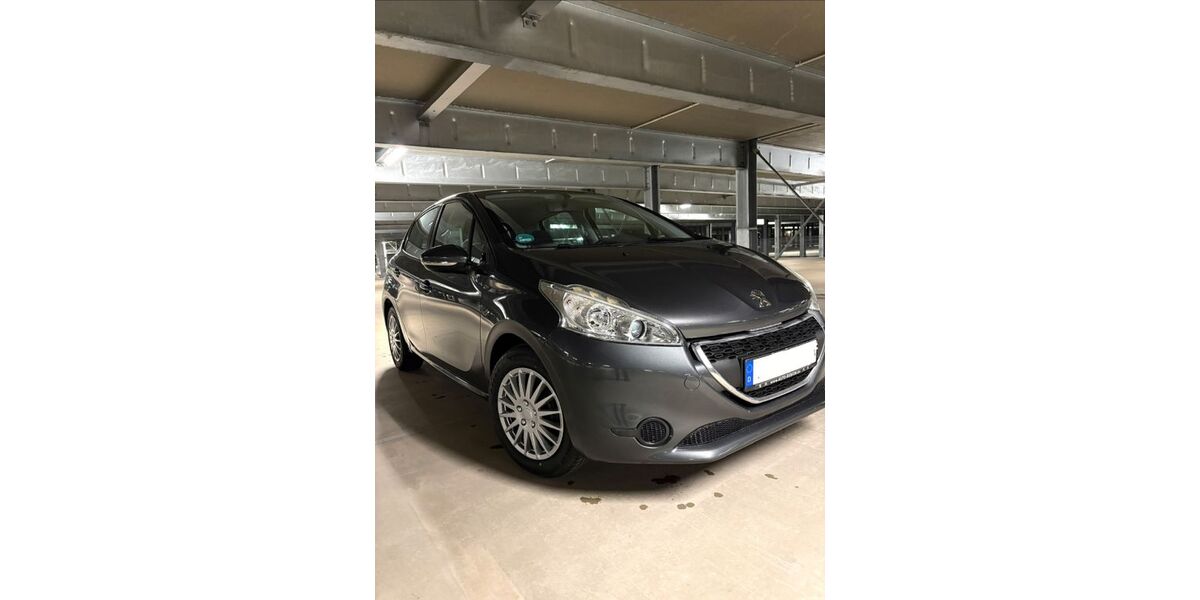 Peugeot 208 96.900 km 5.800 € Sindelfingen 71063