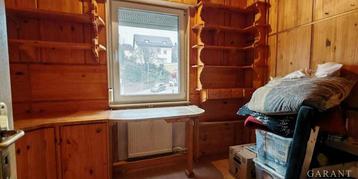 Etagenwohnung Pforzheim Eutingen - 4 Zimmer, 80 m&sup2;, 140.000&euro; | Angebot:25707672