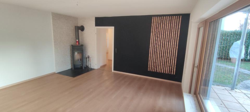 2,5 Zimmer Wohnung mit Terrasse und Garage 2 zimmer