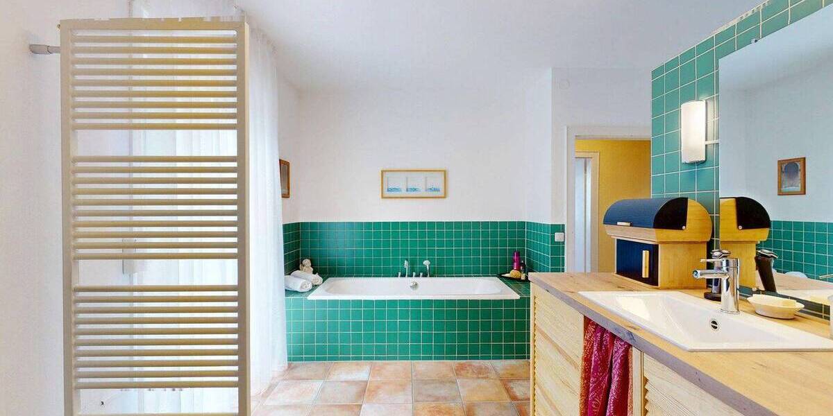 Mehrfamilienhaus, Wohnhaus Gaggenau - 9 Zimmer, 265 m&sup2;, 699.000&euro; | Angebot:26555262