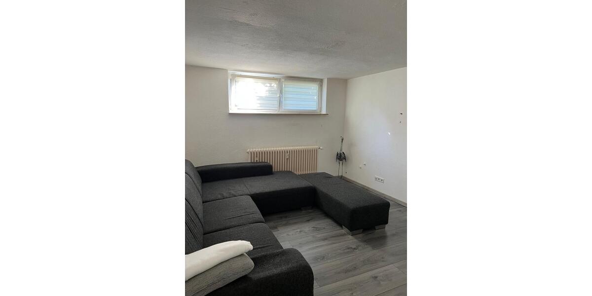 Etagenwohnung Gerlingen - 2 Zimmer, 65 m&sup2;, 600&euro; | Angebot:26386659