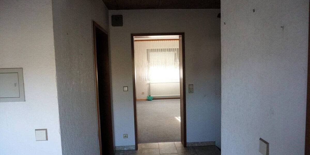 Doppelhaushälfte Bruchsal - 7 Zimmer, 162 m&sup2;, 425.000&euro; | Angebot:26534949