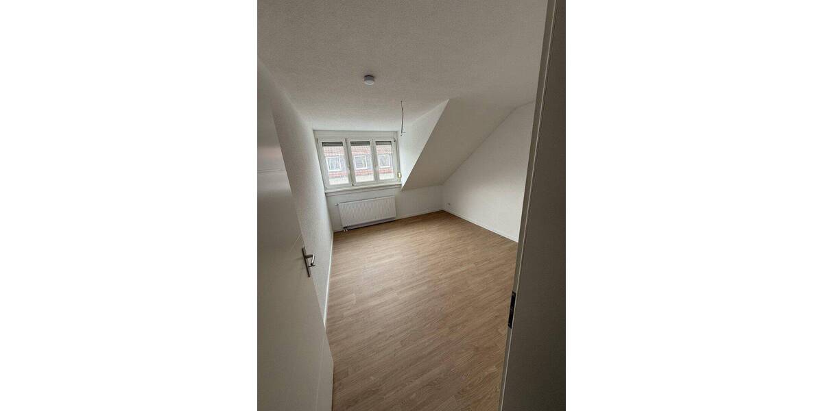 Etagenwohnung Karlsruhe Innenstadt-West - 3 Zimmer, 70 m&sup2;, 960&euro; | Angebot:26874120