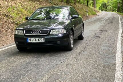 Audi A4 196.000 km 3.000 € Kämpfelbach 75236