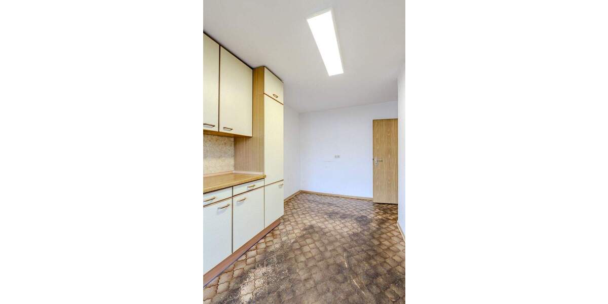 Mehrfamilienhaus, Wohnhaus Sindelfingen / Maichingen Maichingen - 8 Zimmer, 145 m&sup2;, 629.000&euro; | Angebot:25746135