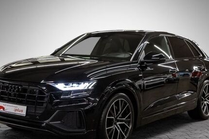 Audi Q8 94.515 km 64.940 € Stuttgart 70563
