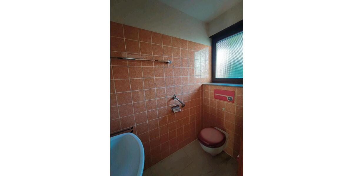 Doppelhaushälfte Leonberg - 6 Zimmer, 146 m&sup2;, 500.000&euro; | Angebot:26926171
