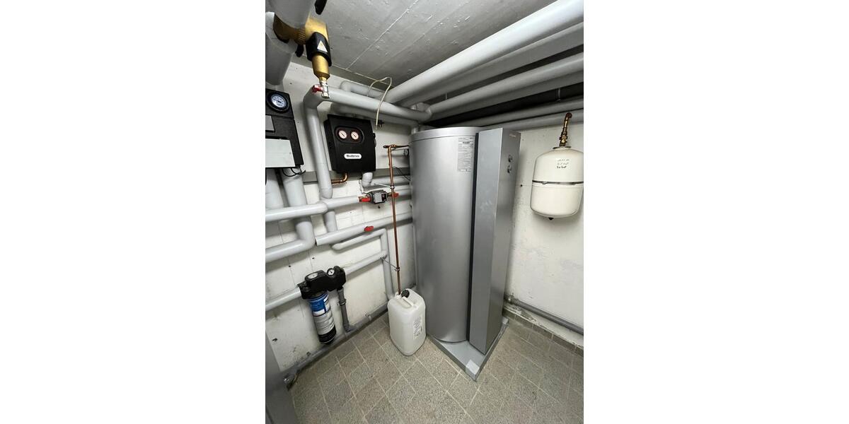 Einfamilienhaus Leonberg - 7 Zimmer, 192 m&sup2;, 2.000&euro; | Angebot:26357981