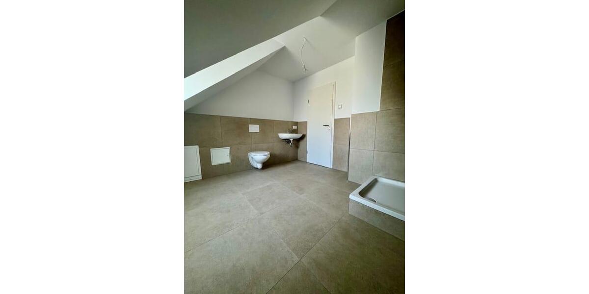 Dachgeschoßwohnung Karlsruhe Mühlburg - 1 Zimmer, 40 m&sup2;, 890&euro; | Angebot:26553591