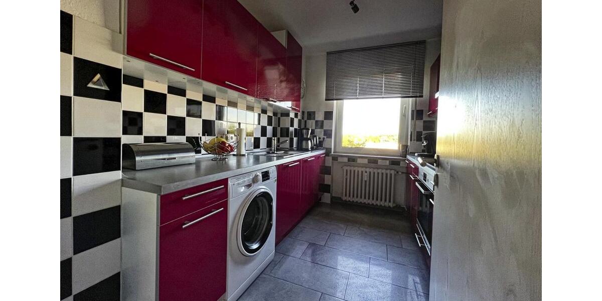 Helle 3-ZKB mit Tageslichtbad in der KA-Oststadt zu verkaufen 3 zimmer