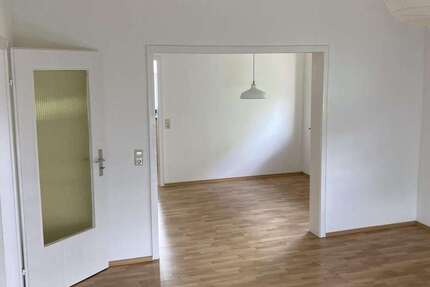 Wohnung Bruchsal - 3.5 Zimmer, 90 m&sup2;, 950&euro; | Angebot:26884362