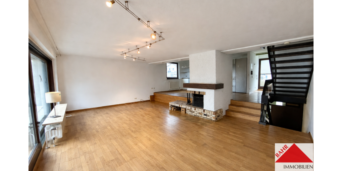Einfamilienhaus Sindelfingen Sindelfingen (Stadt) - 6 Zimmer, 200 m&sup2;, 3.000&euro; | Angebot:25028301