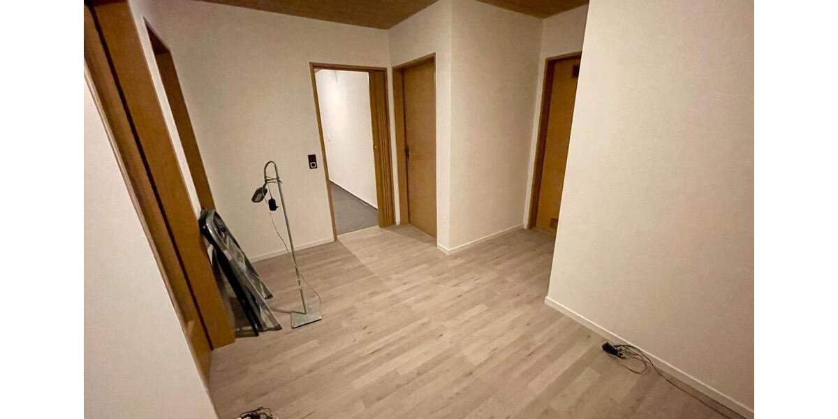 Etagenwohnung Pforzheim - 3 Zimmer, 68 m&sup2;, 250.000&euro; | Angebot:26919961