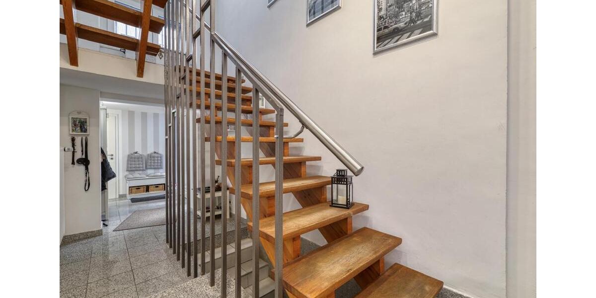 Etagenwohnung Karlsruhe Beiertheim-Bulach - 4 Zimmer, 138 m&sup2;, 469.000&euro; | Angebot:26516387