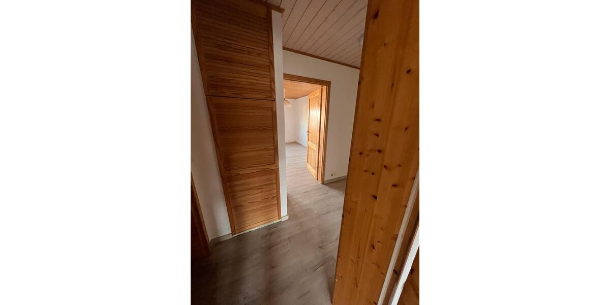 Etagenwohnung Pforzheim Nordstadt - 2 Zimmer, 59 m&sup2;, 650&euro; | Angebot:25350377