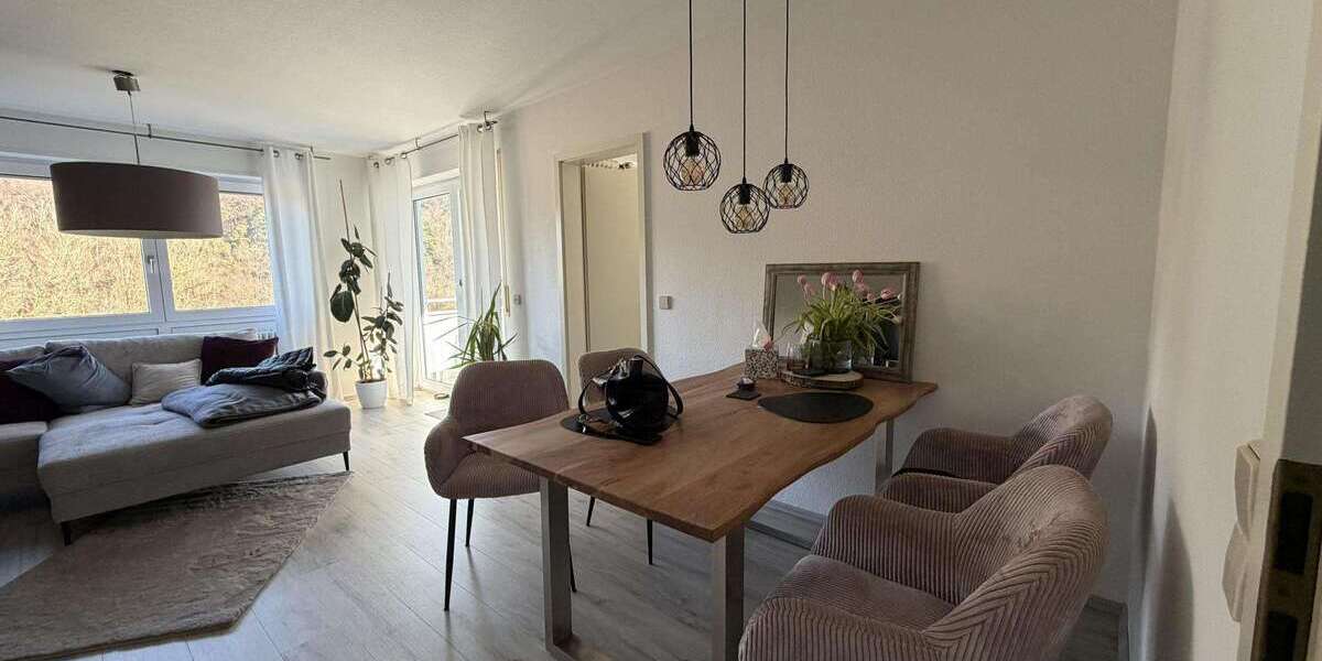 Etagenwohnung Pforzheim Eutingen - 3 Zimmer, 80 m&sup2;, 275.000&euro; | Angebot:24871602