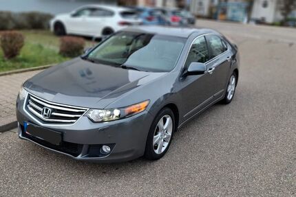 Honda Accord 222.000 km 5.250 &euro; Pforzheim 75172