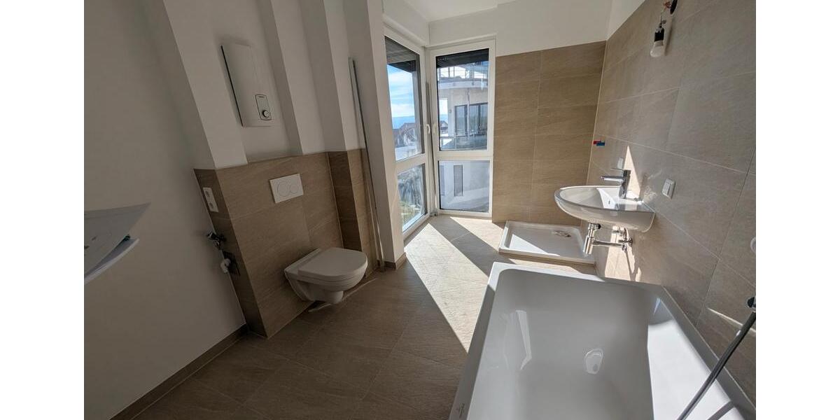 Etagenwohnung Pforzheim Nordstadt - 5 Zimmer, 150 m&sup2;, 2.250&euro; | Angebot:26312990
