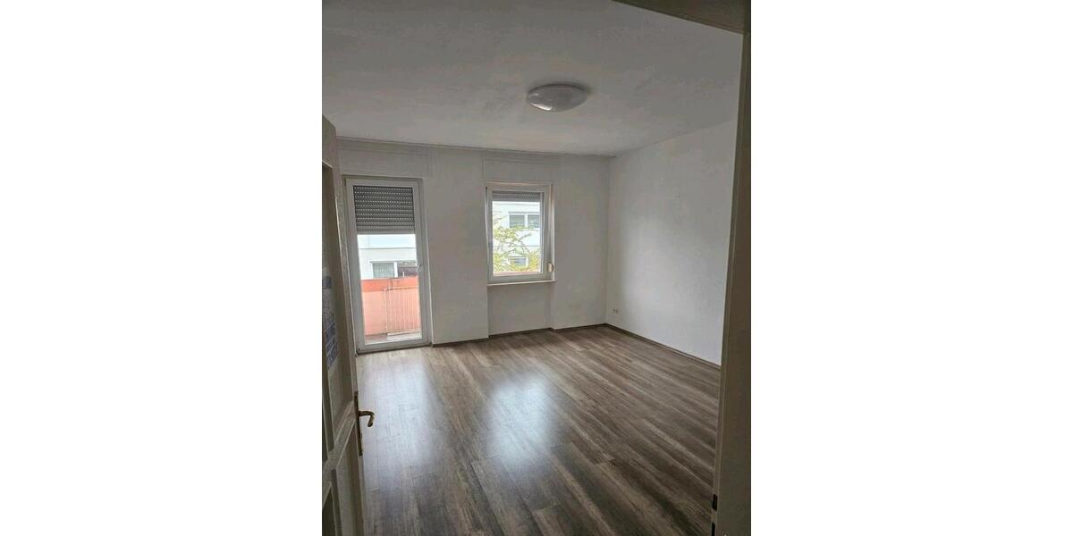 Etagenwohnung Pforzheim Nordstadt - 4 Zimmer, 115 m&sup2;, 255.000&euro; | Angebot:26864773