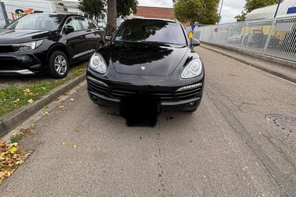 Porsche Cayenne 94.000 km 29.600 € Karlsruhe 76227