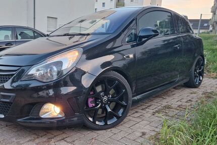 Opel Corsa 120.000 km 9.500 &euro; Pforzheim 75172