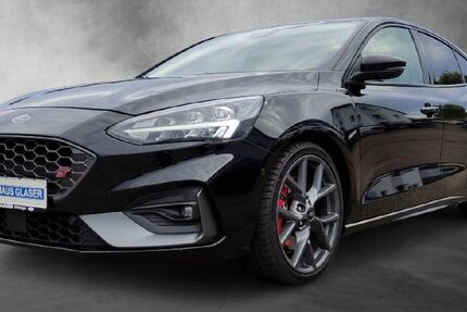 Ford Focus 123.079 km 20.490 &euro; Illingen - Schützingen 75428