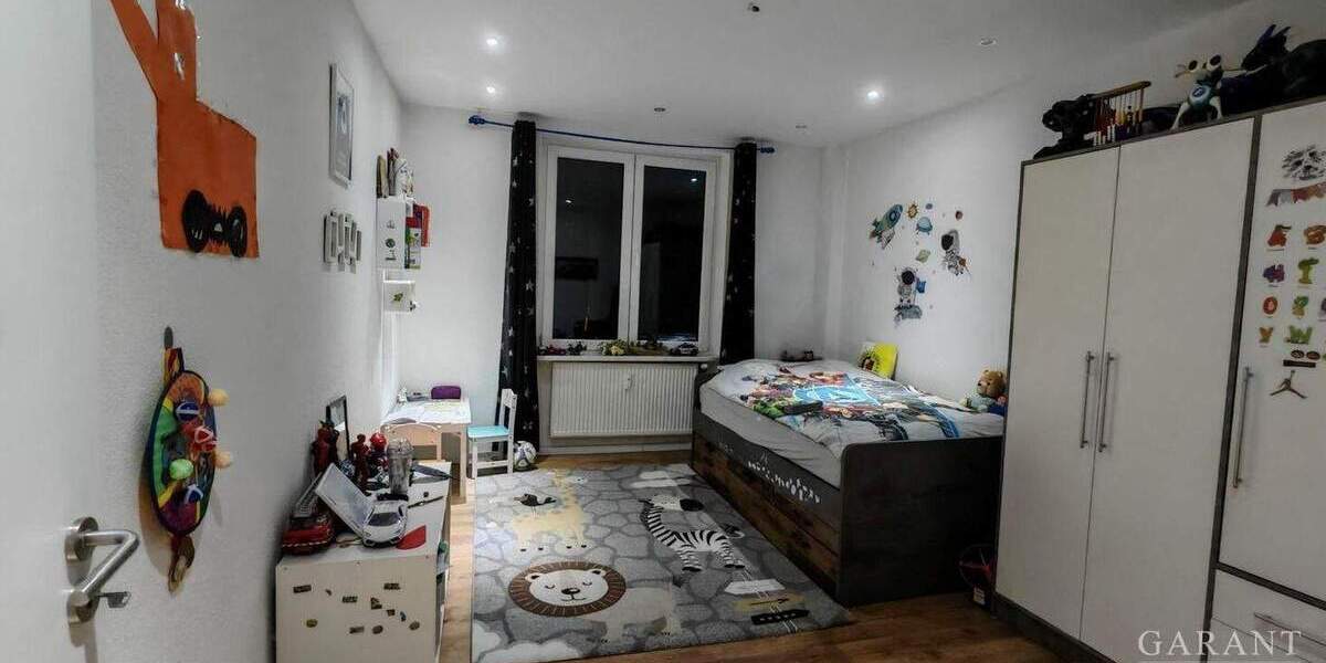 Etagenwohnung Pforzheim Dillweißenstein - 4 Zimmer, 93 m&sup2;, 235.000&euro; | Angebot:25747443