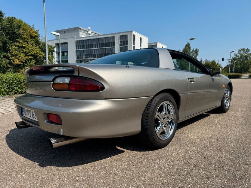 Chevrolet Camaro 178.800 km 4.999 € Aidlingen 71134
