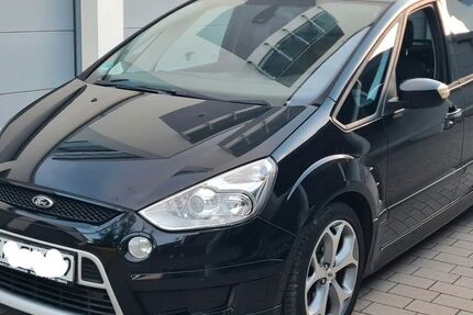 Ford S-Max 218.000 km 4.950 &euro; Bretten 75015