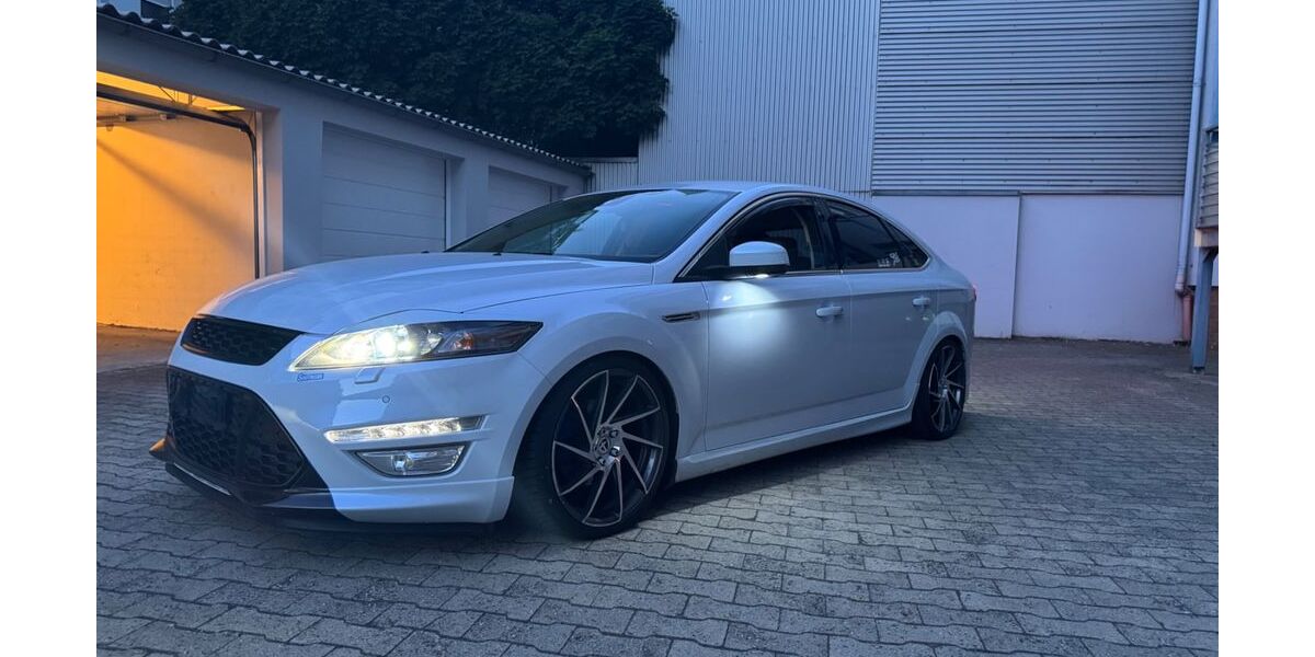 Ford Mondeo 128.000 km 11.950 &euro; PFORZHEIM 75172