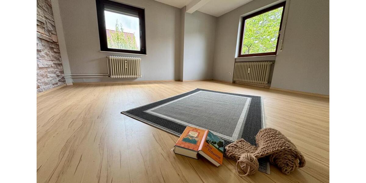 Mehrfamilienhaus, Wohnhaus Dobel - 8 Zimmer, 150 m&sup2;, 489.000&euro; | Angebot:27118332