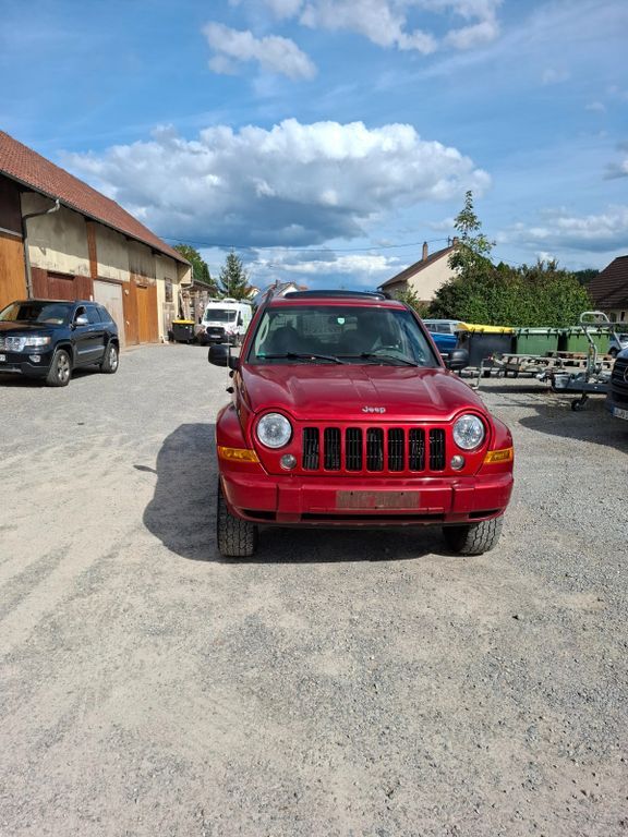 Jeep Cherokee 155.312 km 4.100 € Markgröningen 71706