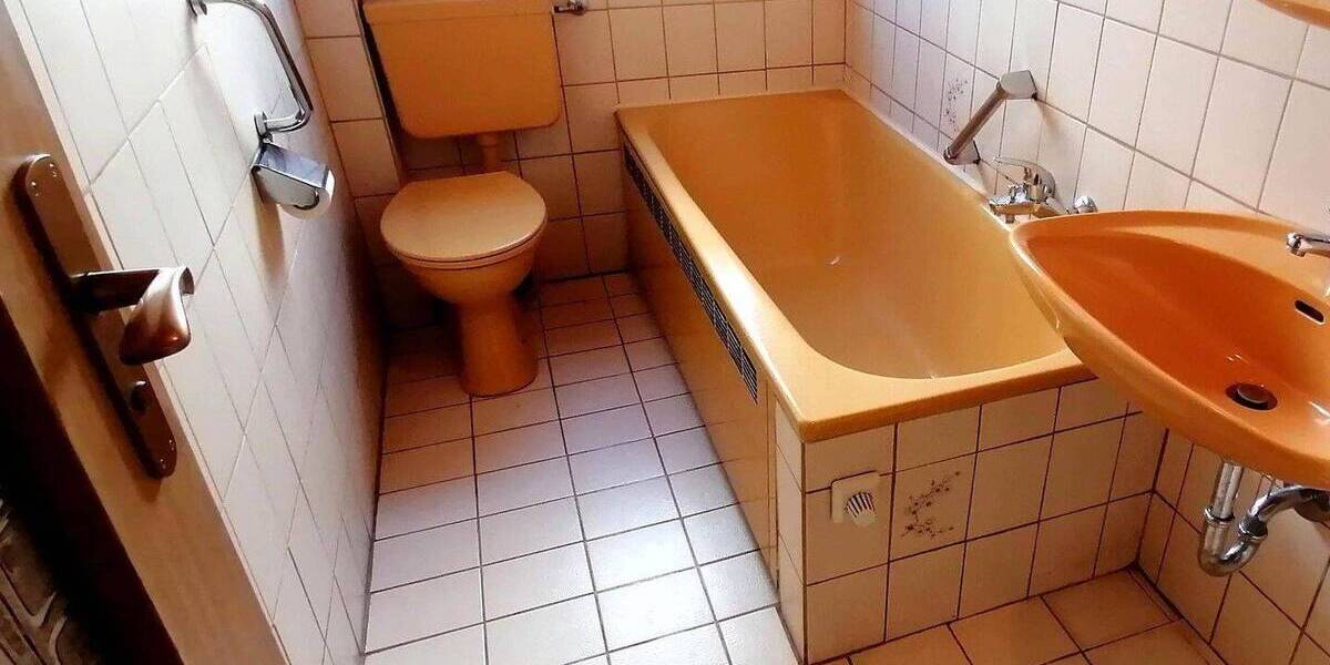 Mehrfamilienhaus, Wohnhaus Markgröningen - 8 Zimmer, 170 m&sup2;, 630.000&euro; | Angebot:26443444