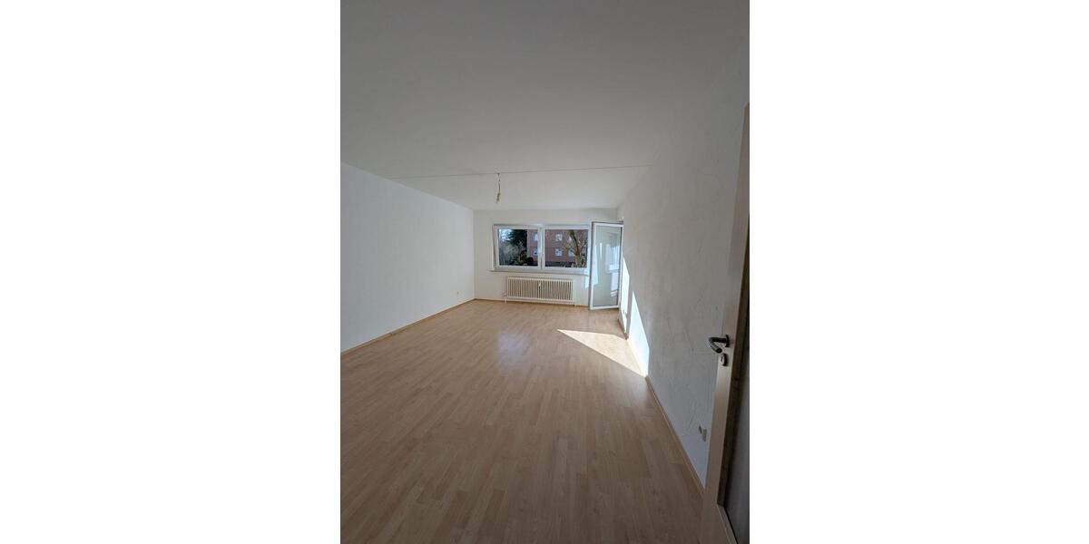 Erdgeschoßwohnung Calw - 3 Zimmer, 72 m&sup2;, 800&euro; | Angebot:26557845