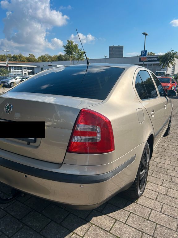 Skoda Octavia 177.000 km 2.999 € Karlsruhe 76133