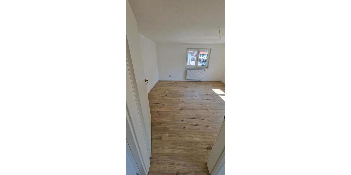 Kernsaniierte 3-Zimmer-Wohnung in ruhiger Lage von Remchingen 3 zimmer