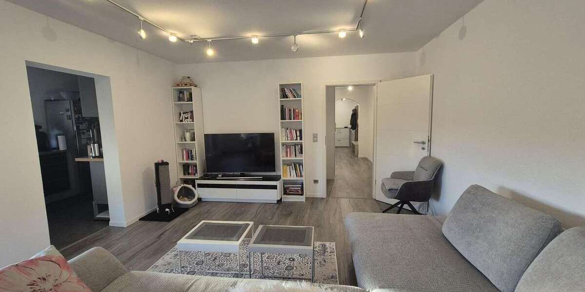 Wohnung zum Kaufen in Pforzheim 269.000 € 80 m² 2.5 zimmer