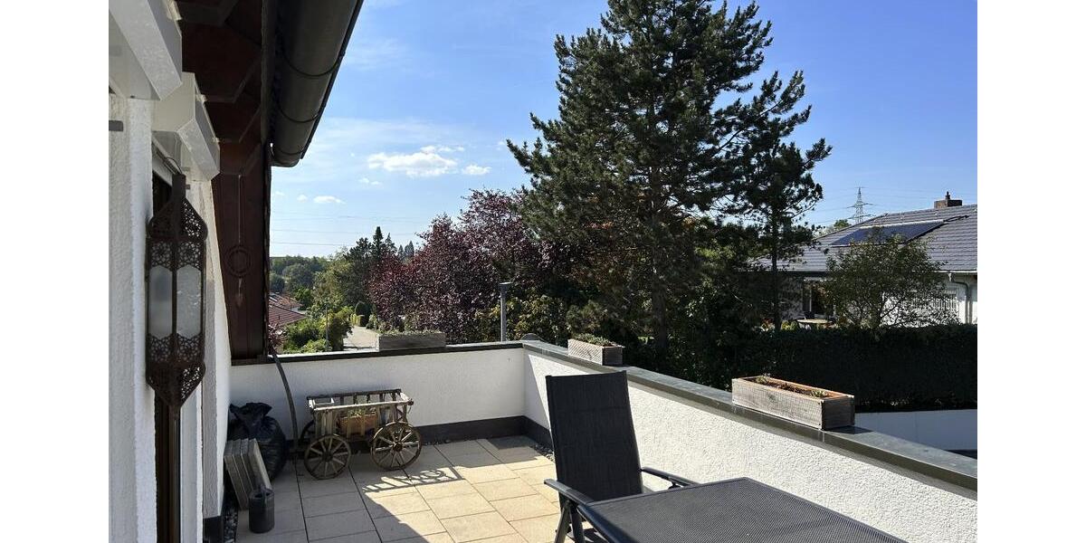 3-Zimmer-DG-Wohnung mit herrlicher Dachterasse in Sifi-Maichingen 3 zimmer