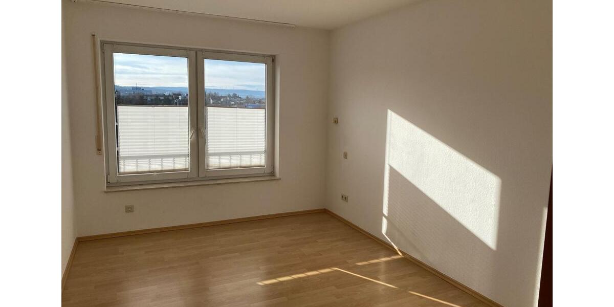 Etagenwohnung Remchingen - 2 Zimmer, 65 m&sup2;, 825&euro; | Angebot:25107430
