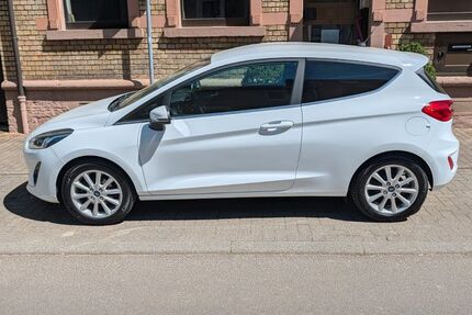 Ford Fiesta 98.000 km 9.999 &euro; Pfinztal 76327