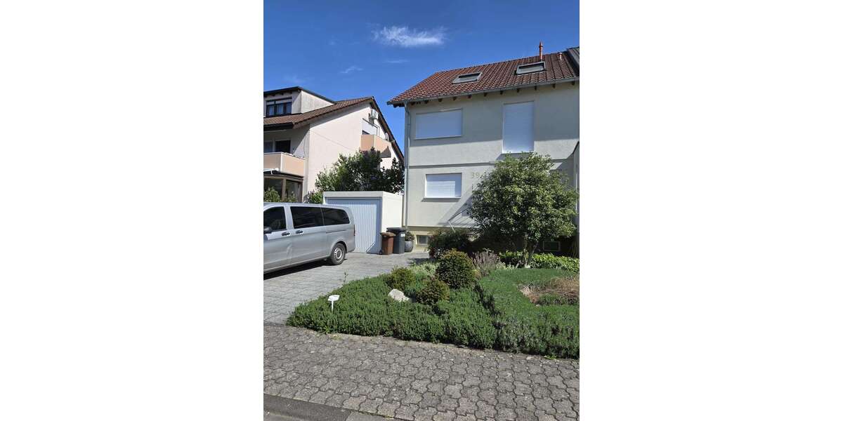 Einfamilienhaus Stutensee - 6 Zimmer, 180 m&sup2;, 2.190&euro; | Angebot:26821486