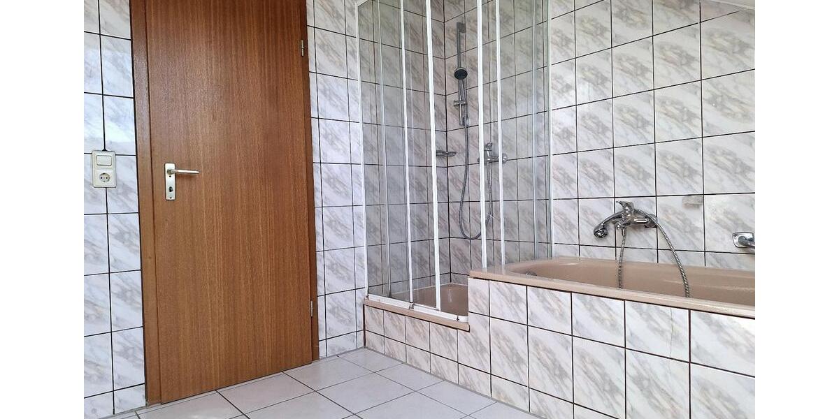 Dachgeschoßwohnung Stutensee - 2 Zimmer, 67 m&sup2;, 730&euro; | Angebot:25719351