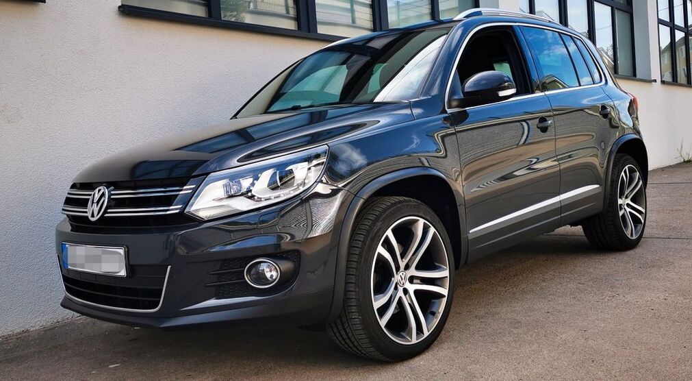 VW Tiguan 185.000 km 11.900 € Korntal-Münchingen 70825